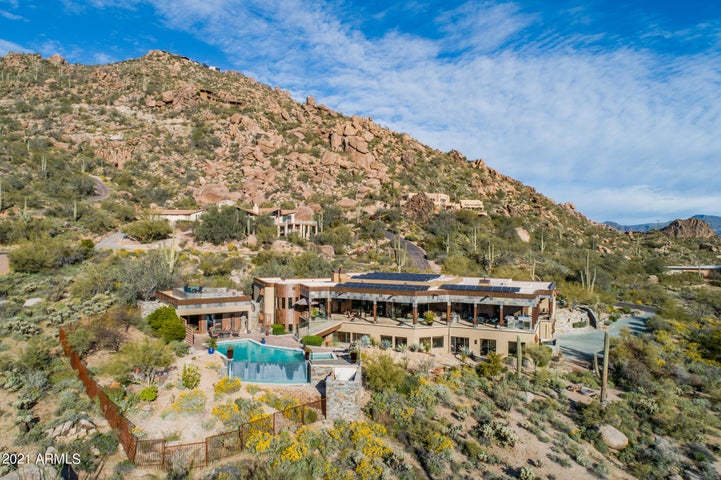 7055 E STAGECOACH PASS, Carefree, AZ 85377